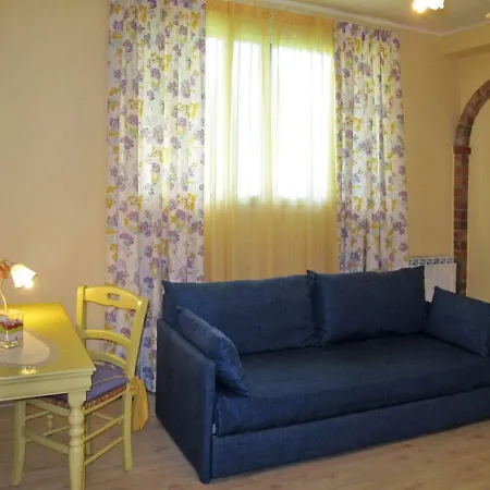 Locazione Turistica La Casa Degli Dei