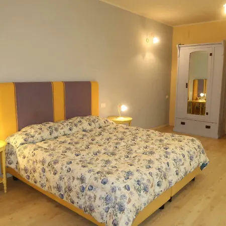 Holiday home Locazione Turistica La Casa Degli Dei Diano Castello